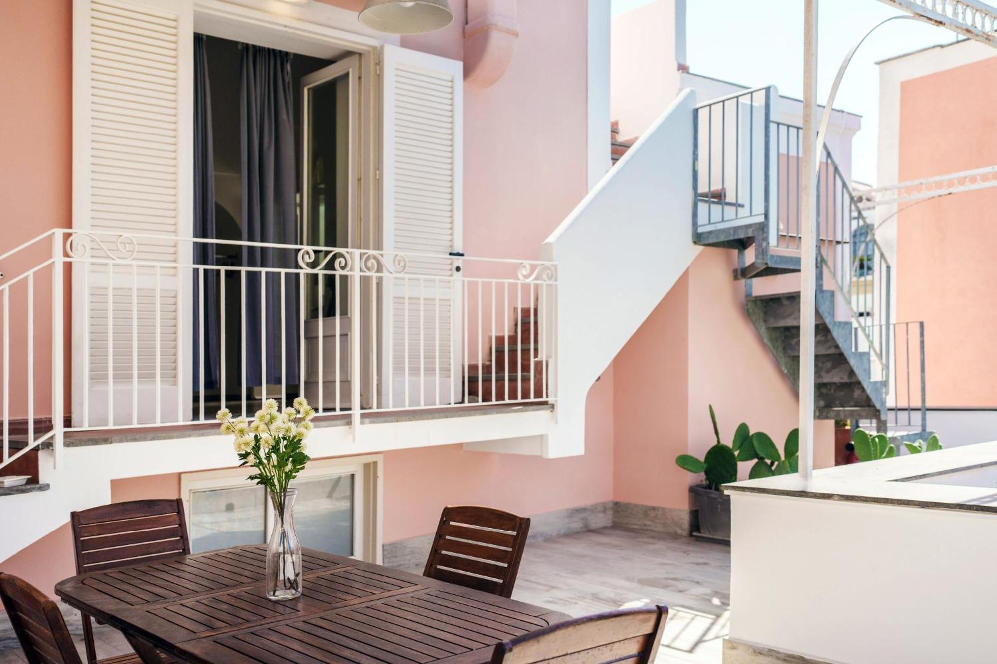 Gioia 13 Rooms & Apartments Procida Eksteriør billede